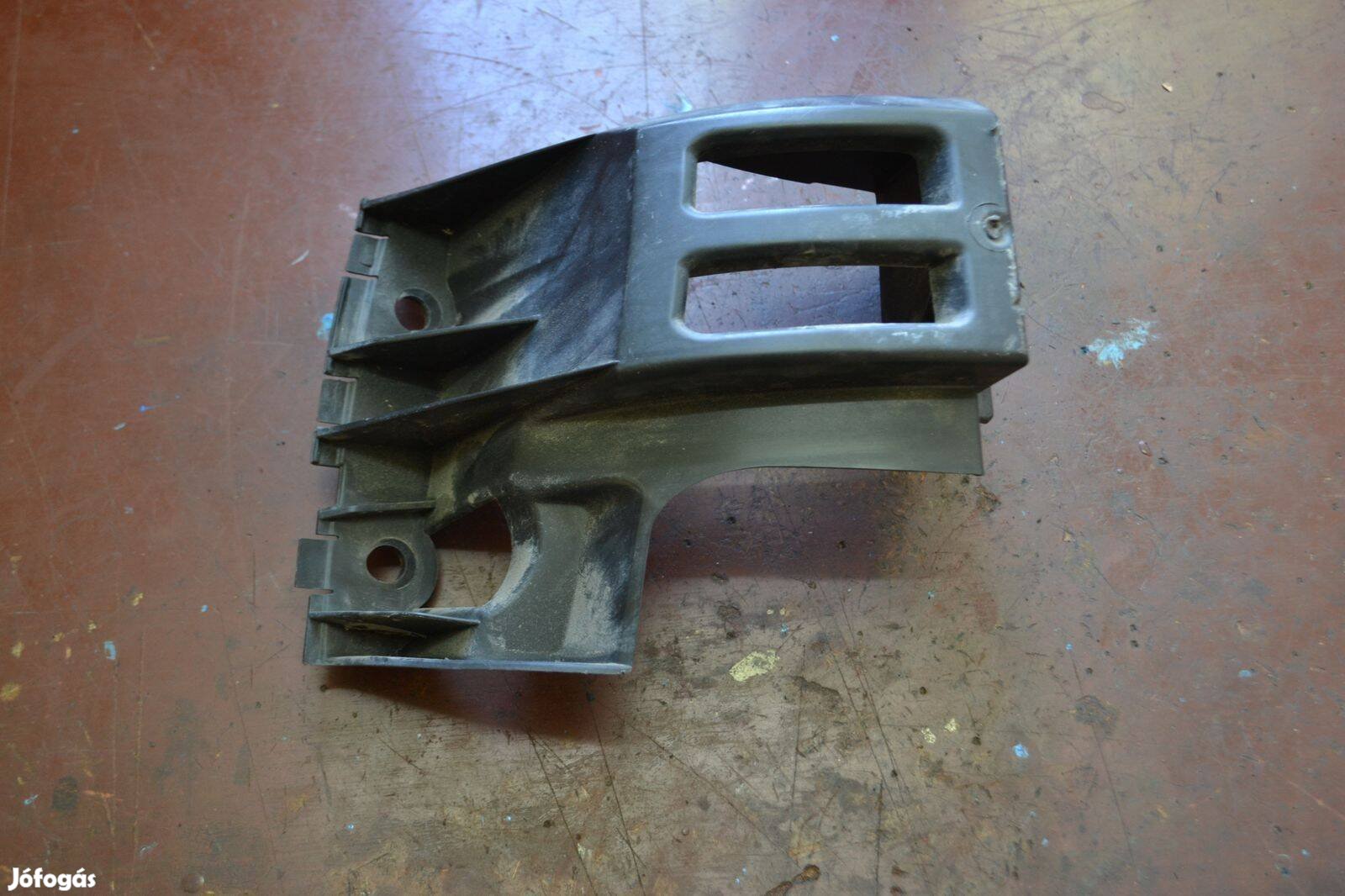 Citroen C4 Grand Picasso bal hátsó lökhárító tartó! 9654500880