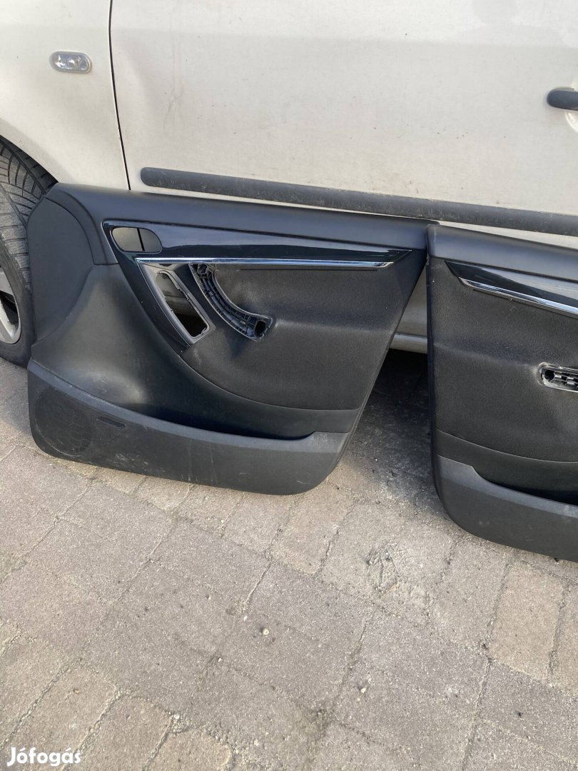 Citroen C4 Grand  Picasso ajtó kárpit garnitúra (2007-13)