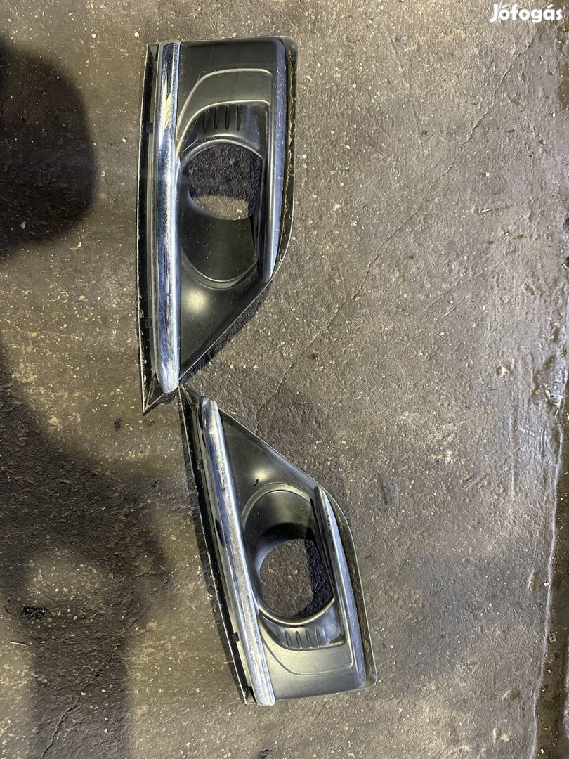 Citroen C4 Grand picasso ködlámpa burkolat