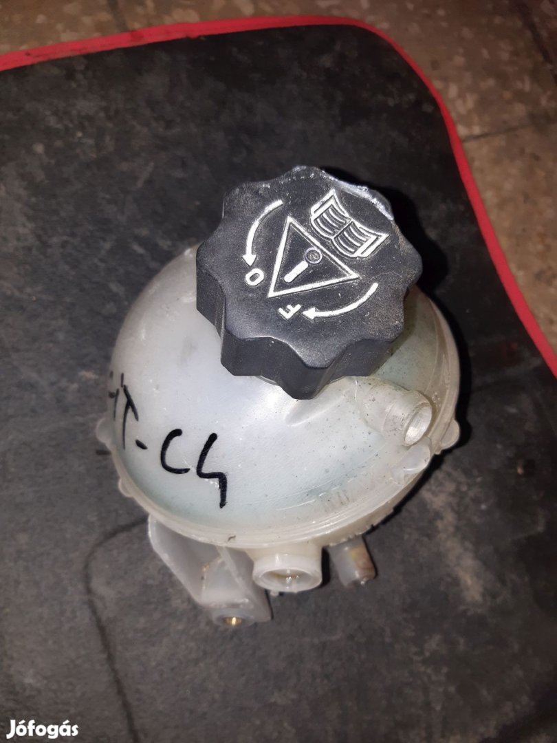 Citroen C4 Picasso Kiegyenlítő Tartály