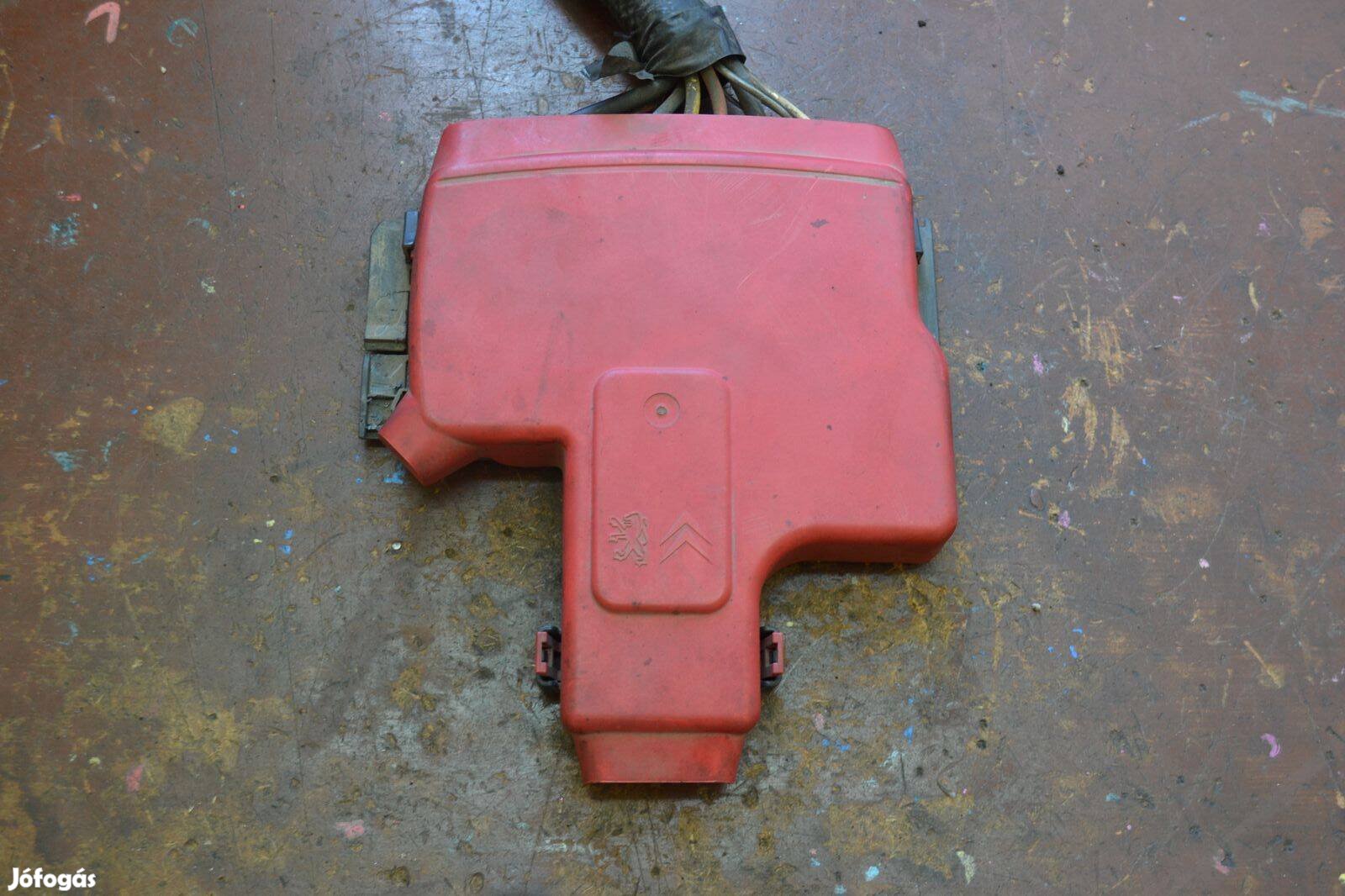 Citroen C4 Picasso akkumulátor elektronika, biztosítéktábla 9662914480