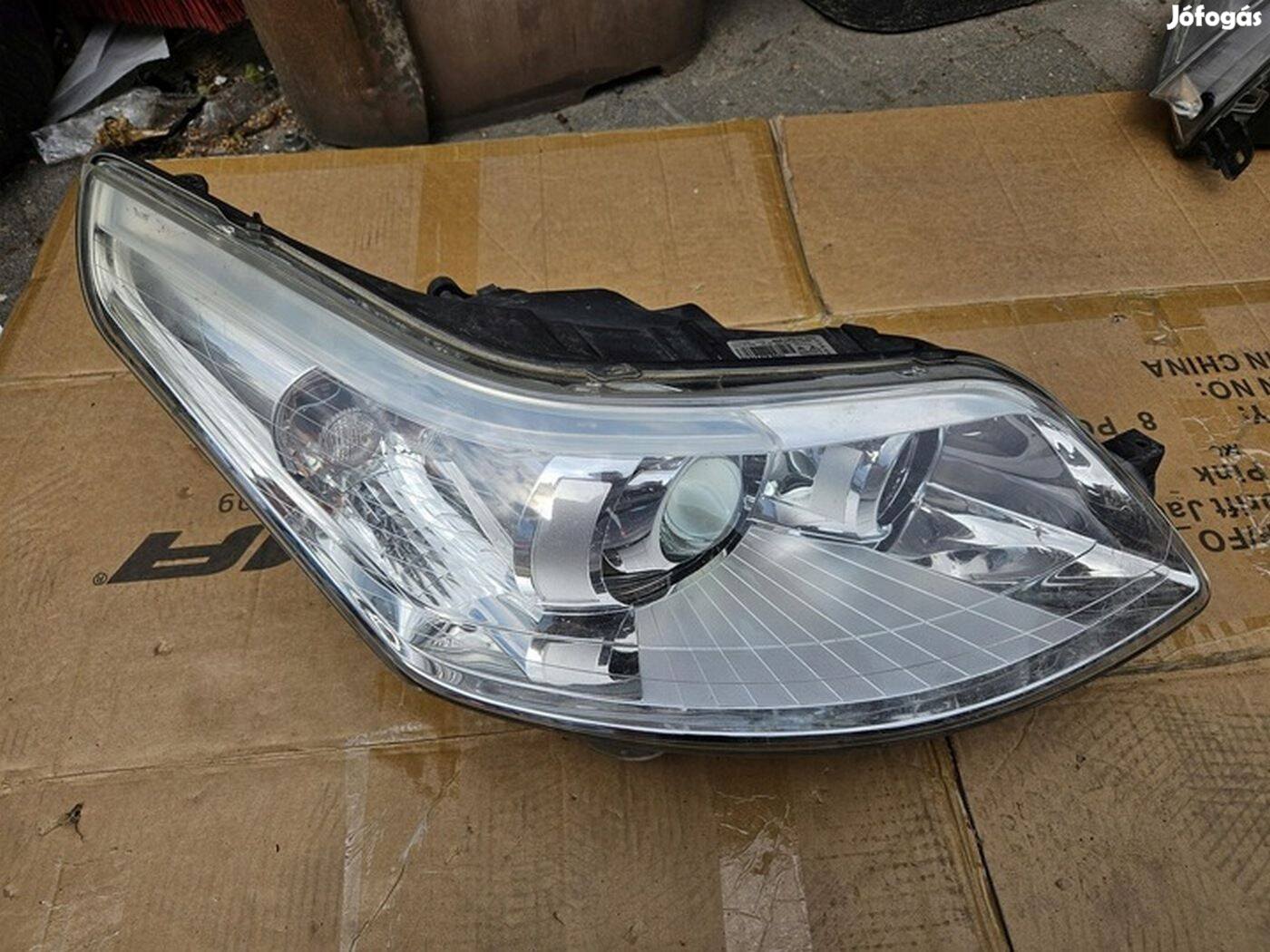Citroen C4 Xenon jobb első fényszóró lámpa