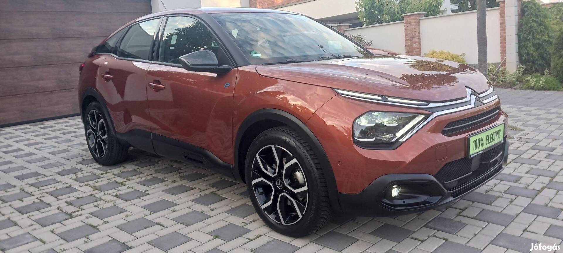 Citroen C4 e-C4 50kWh Shine 360 Kamera. 2 Töltő...