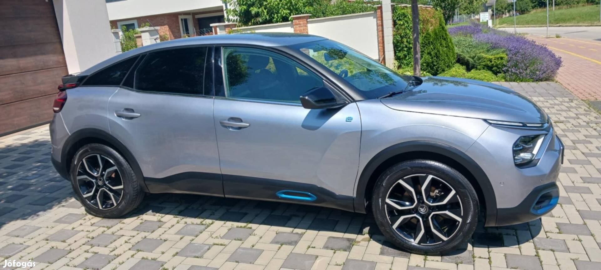 Citroen C4 e-C4 50kWh Shine Plus Teljeskörű Gyá...