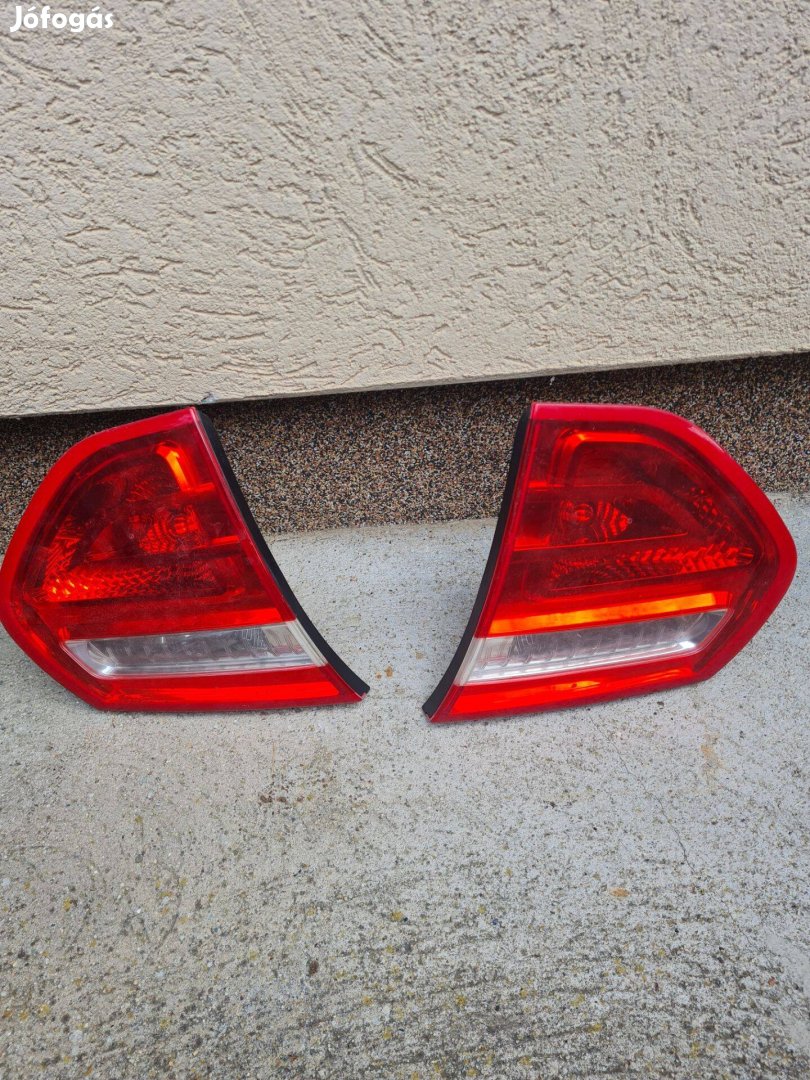 Citroen C4 picasso bal-jobb hátsó lámpa komplett