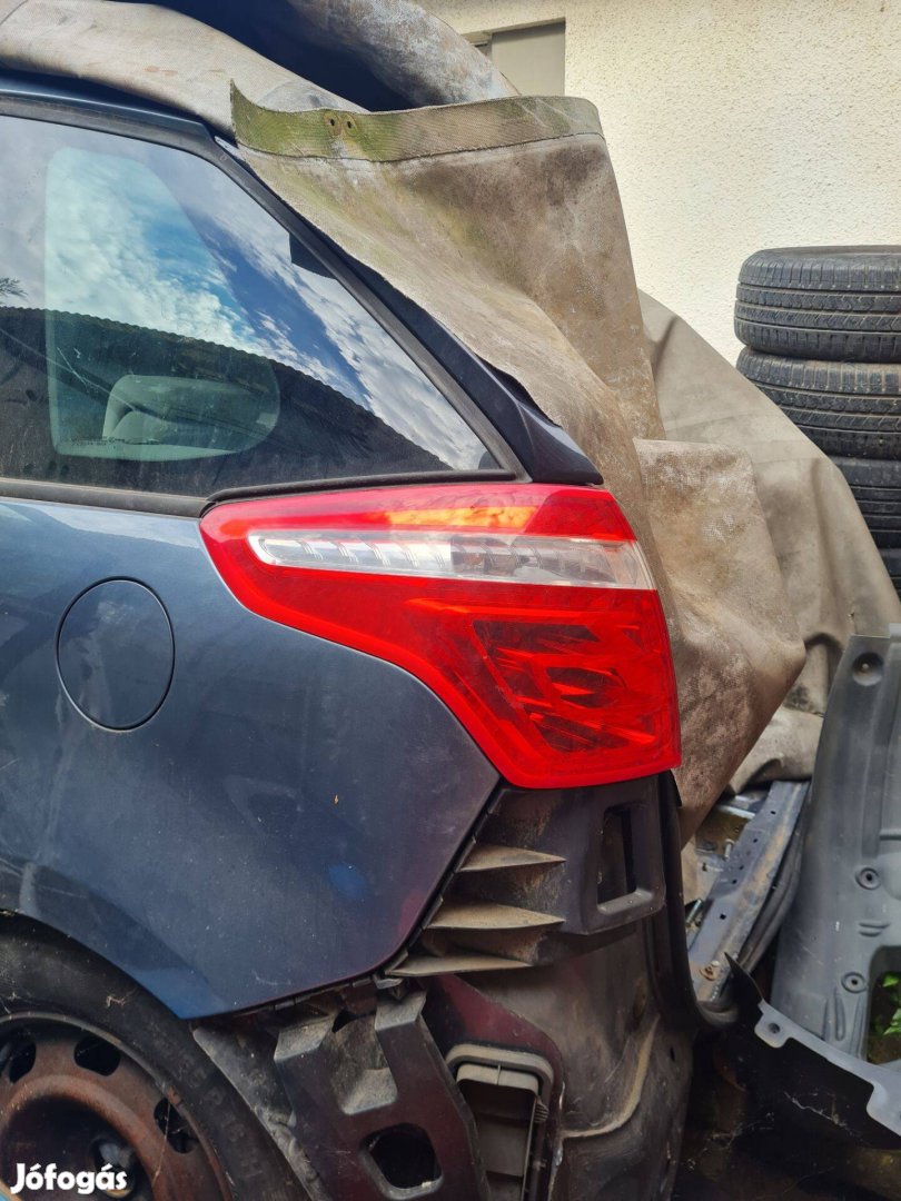 Citroen C4 picasso bal-jobb hátsó lámpa komplett