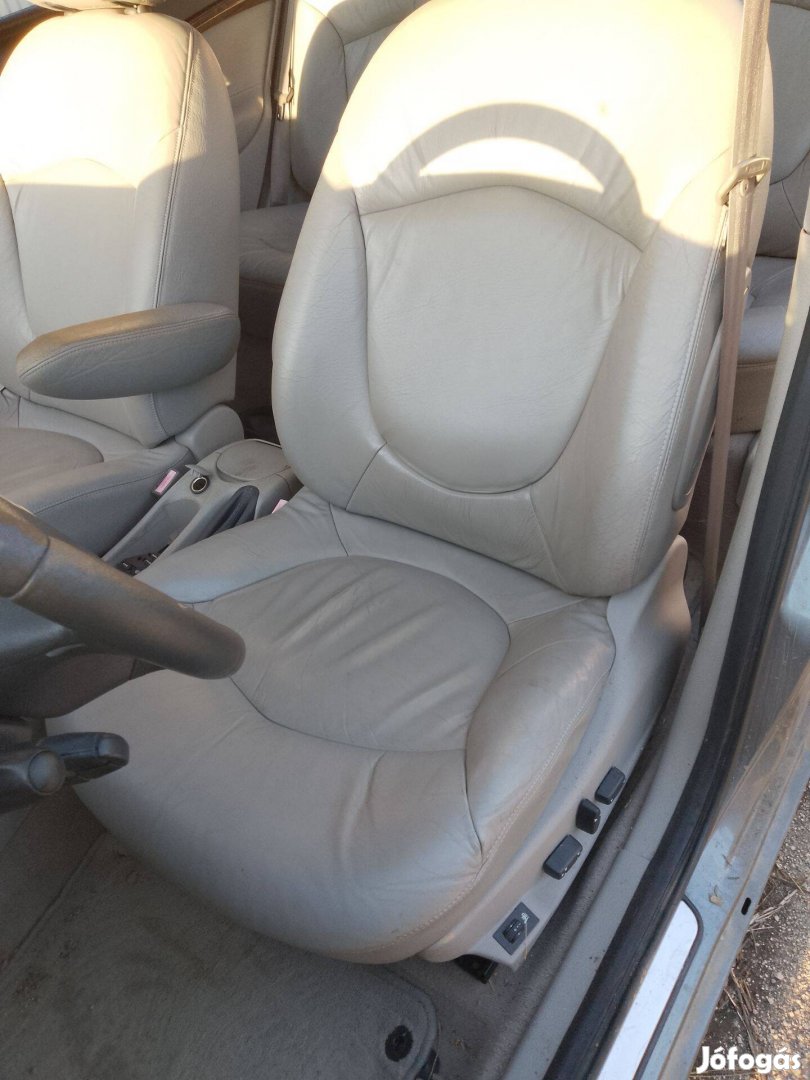 Citroen C5 2001-2007 elektromos fűtött bőr ülés szett komplett belső