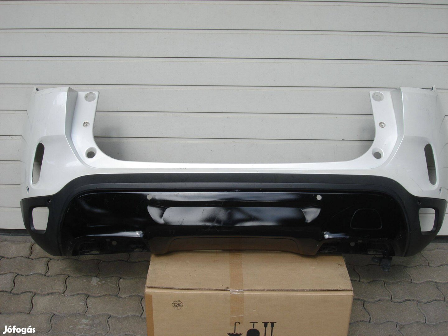 Citroen C5 Aircross radaros hátsó lökhárító 9825351877 2018-tól