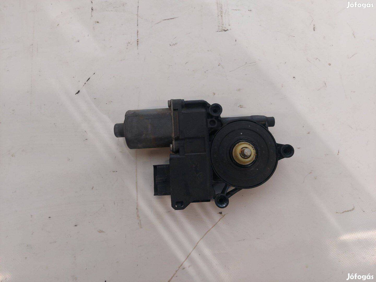 Citroen C5 II 2 X7 III 3 bal elsőablakemelő motor