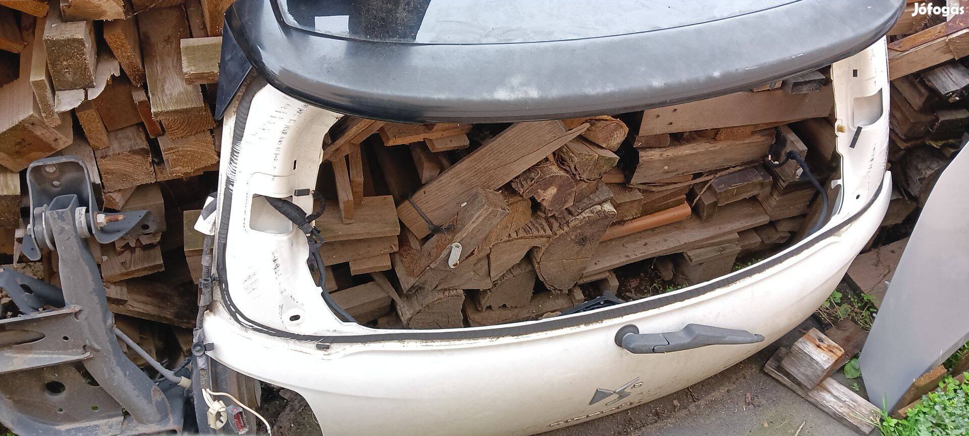 Citroen DS3 csomagtérajtó