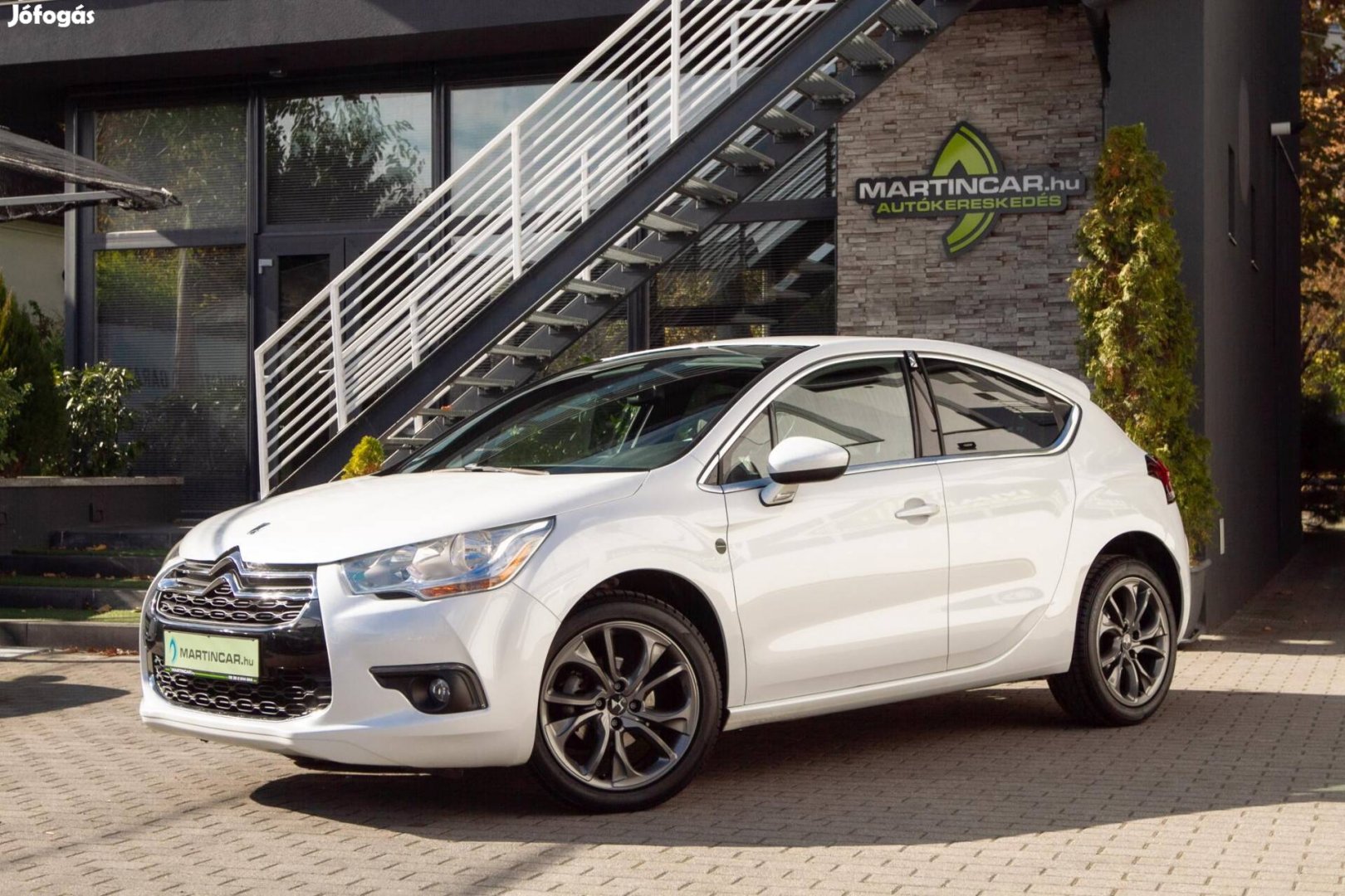 Citroen DS4 1.6 e-HDi Style MCP6 Pearl White +E...