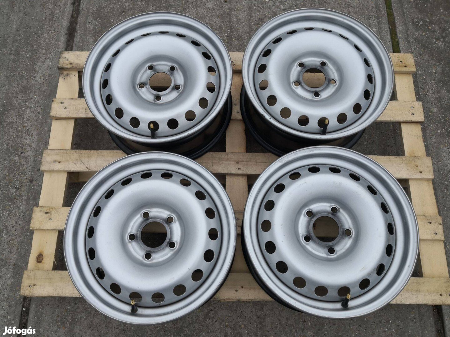 Citroen Peugeot 15-ös új acélfelni 5x108-as