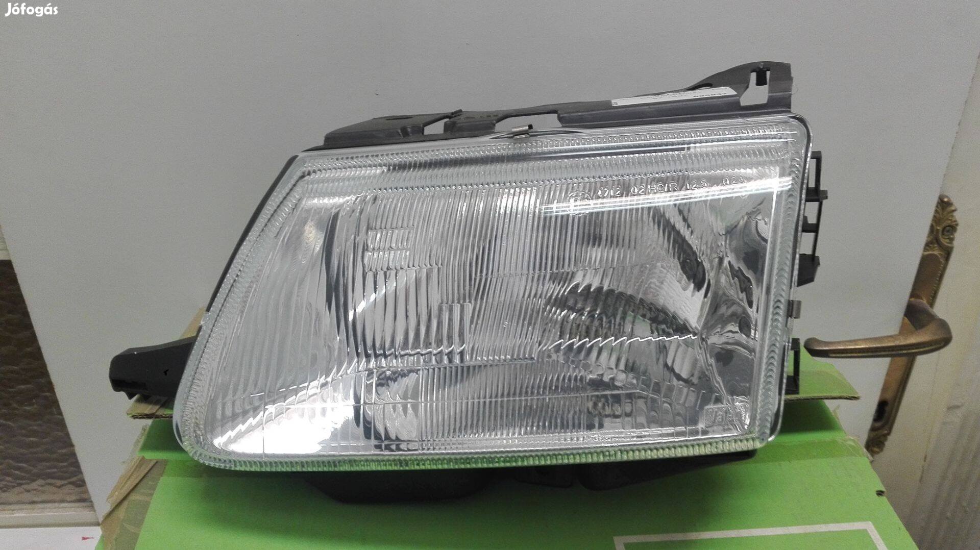 Citroen Saxo fényszóró bal 1995 -> 1999 (H4)