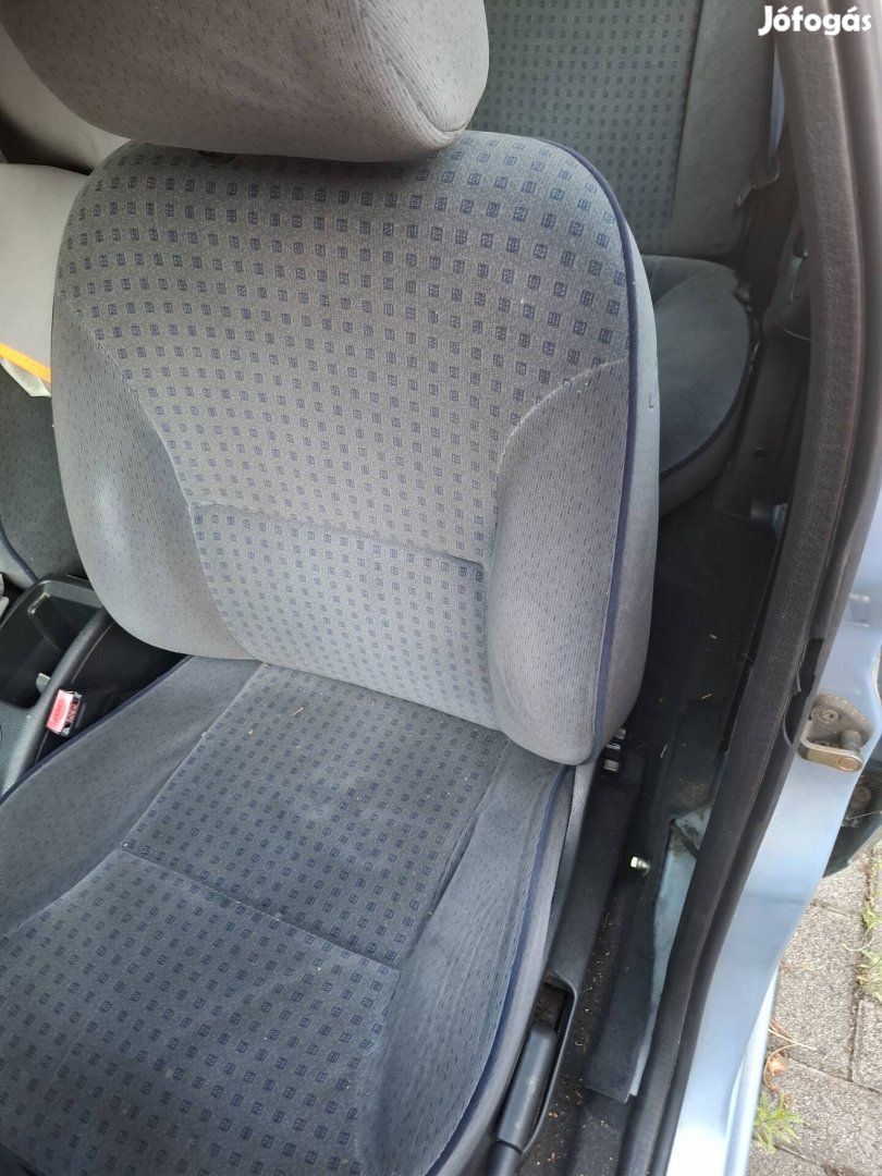 Citroen Xsara 5ajtós ülés