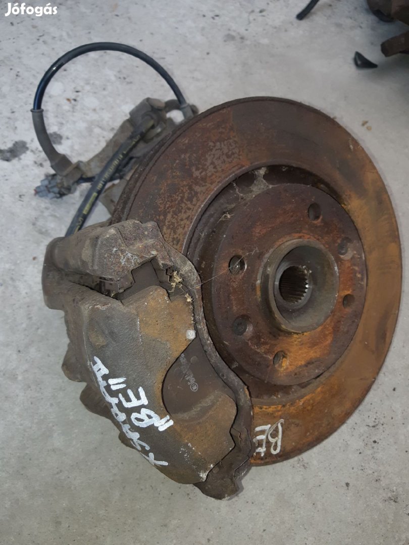 Citroen Xsara II Break Bal Első Csonkállvány Kerékaggyal