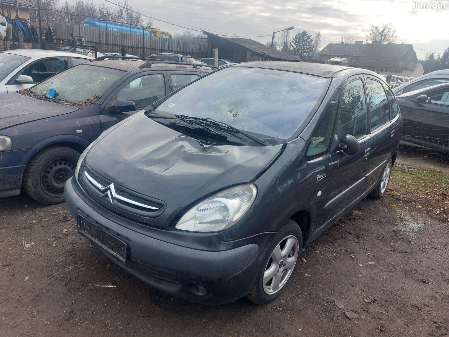 Citroen Xsara Picasso 14.6 alkatrészei