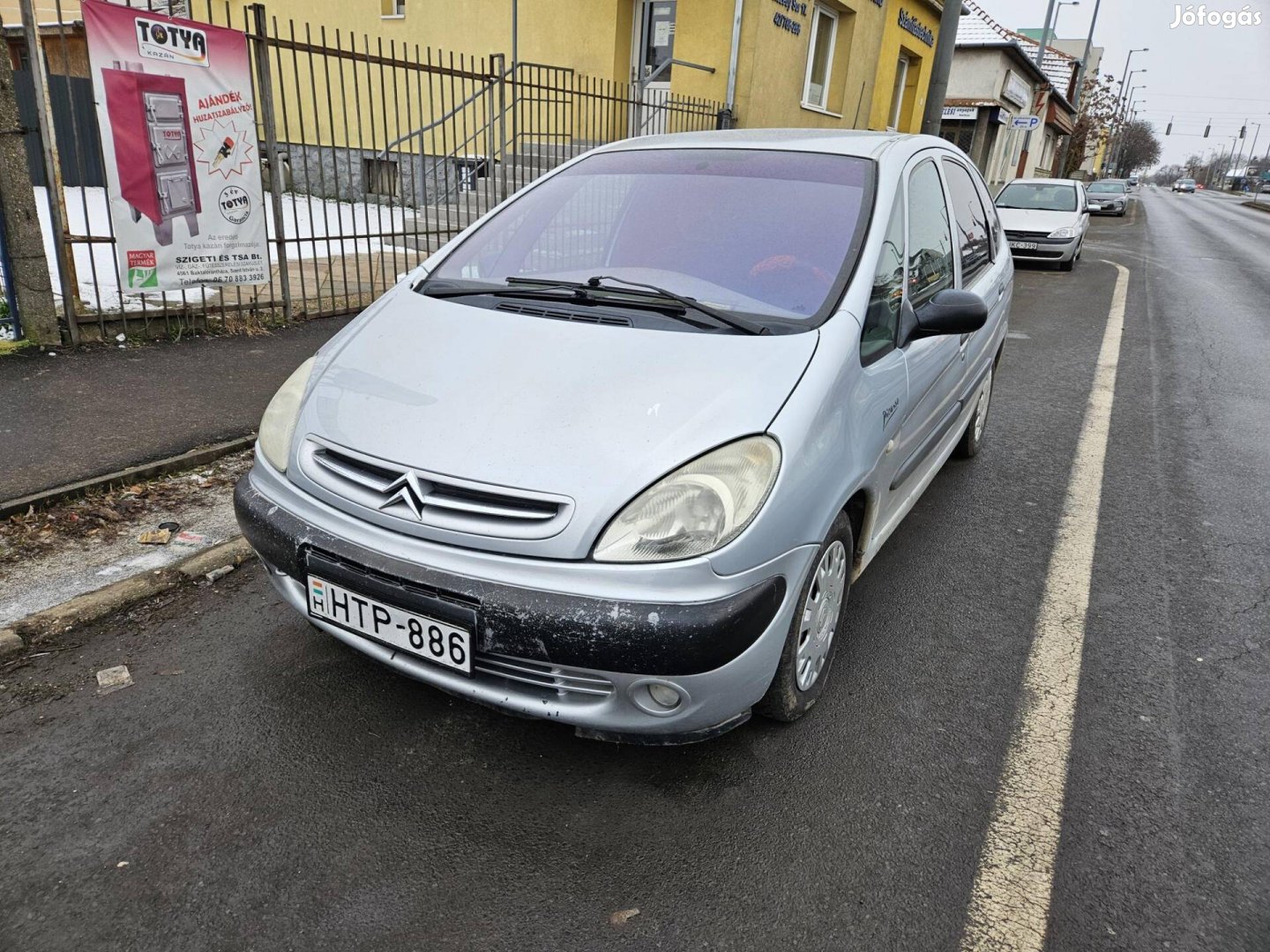 Citroen Xsara Picasso 1.8 SX Plus Vonóhorog