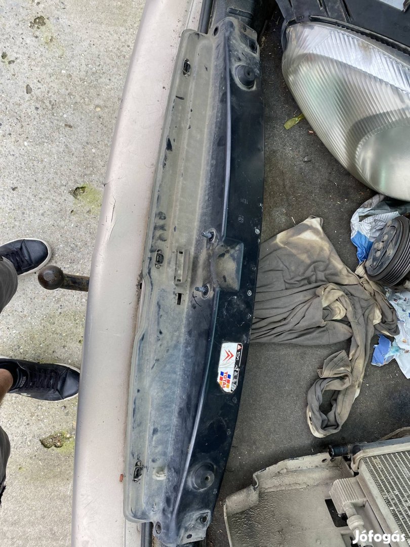 Citroen Xsara Picasso Homlokfal(Ures lemez)