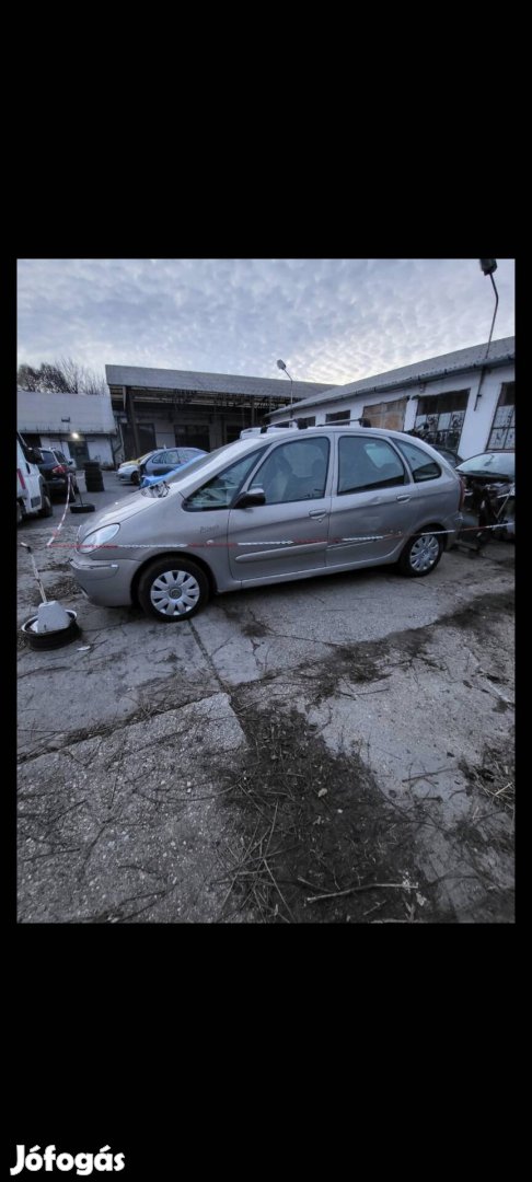 Citroen Xsara Picasso bontott alkatrészek 