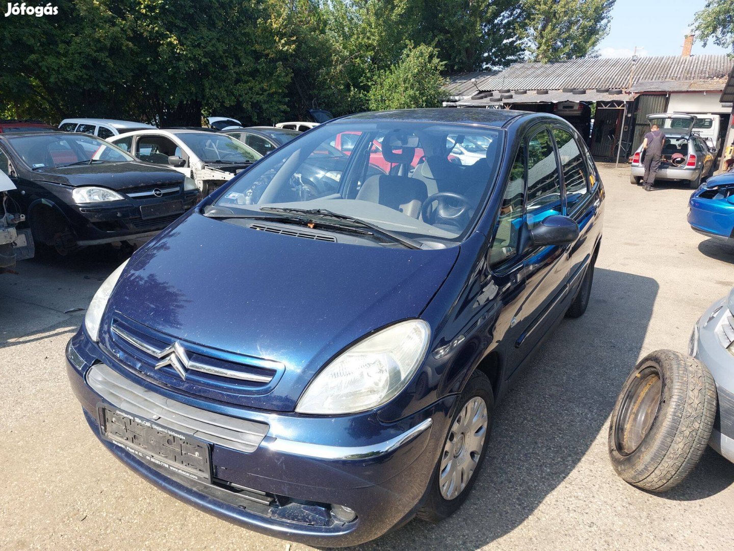 Citroen Xsara Picasso karosszéria elemei kék