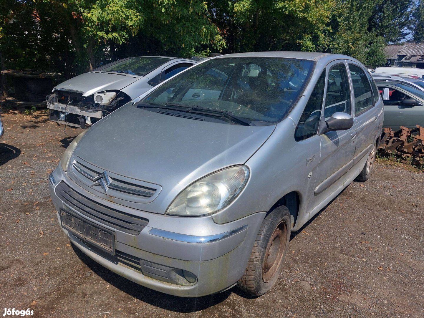 Citroen Xsara Picasso karosszéria elemei szürke