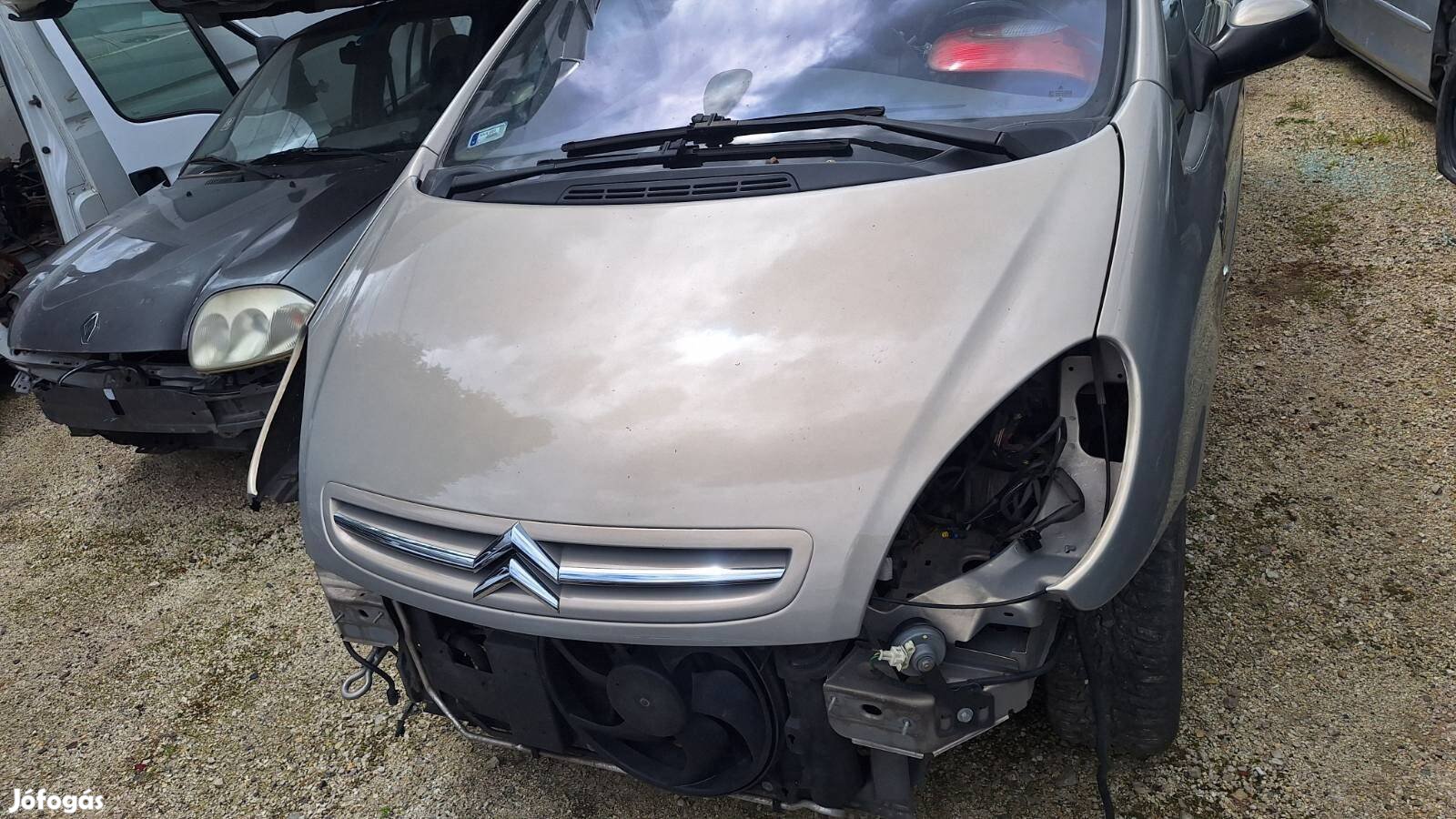 Citroen Xsara Picasso motorháztető