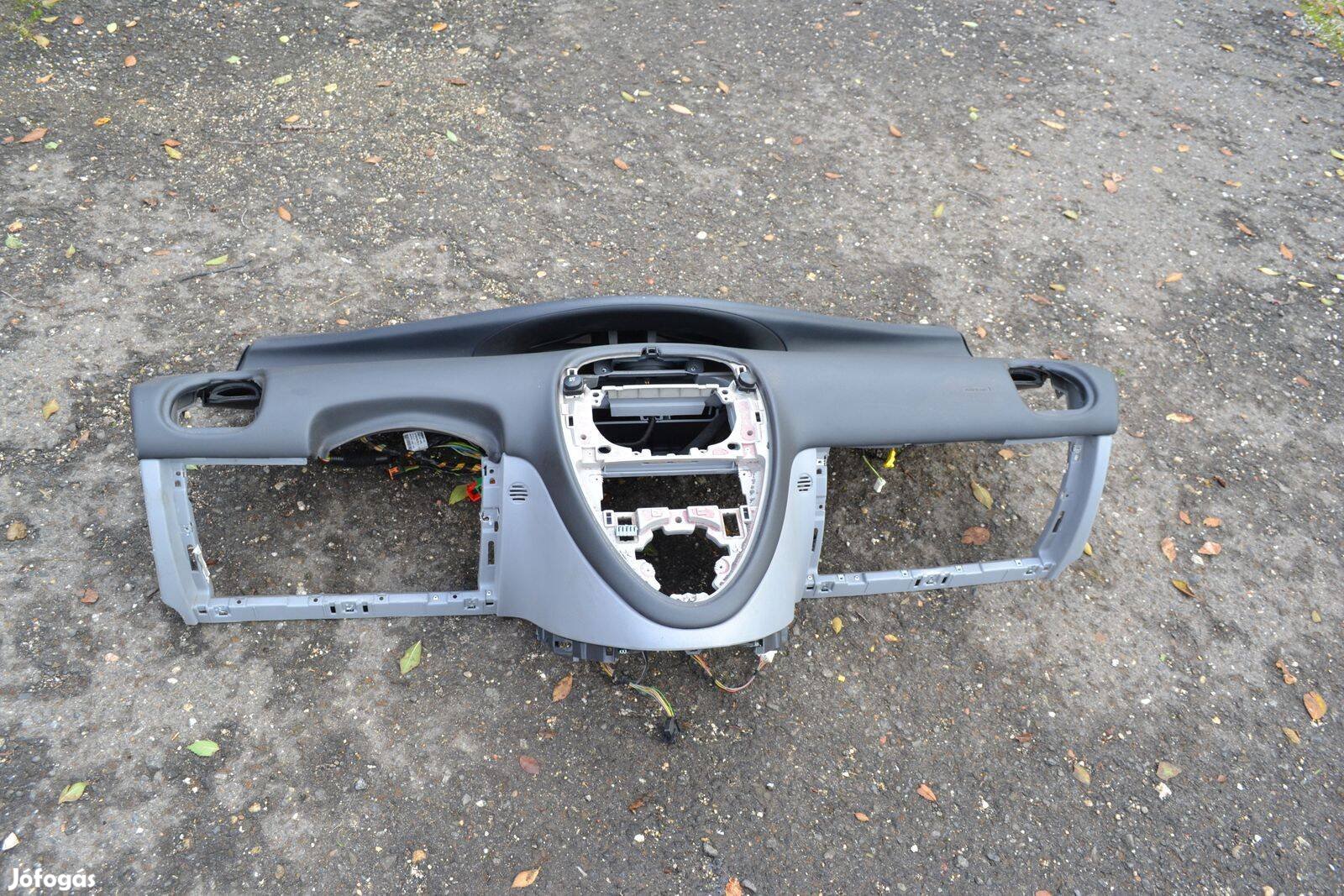 Citroen Xsara Picasso műszerfal paplan, borítás!