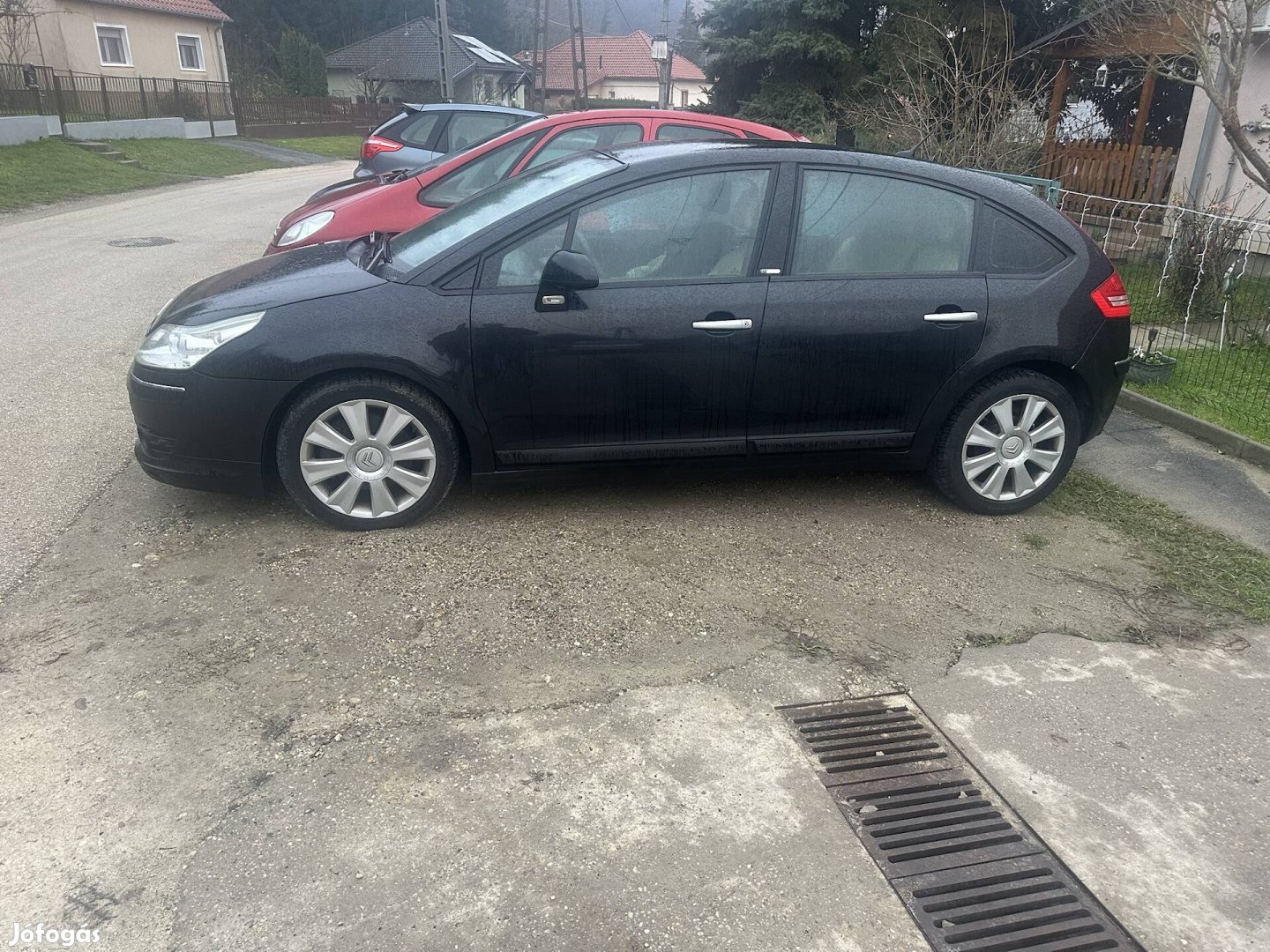 Citroen c4 2.0 Hdi alkatrészek eladok . 