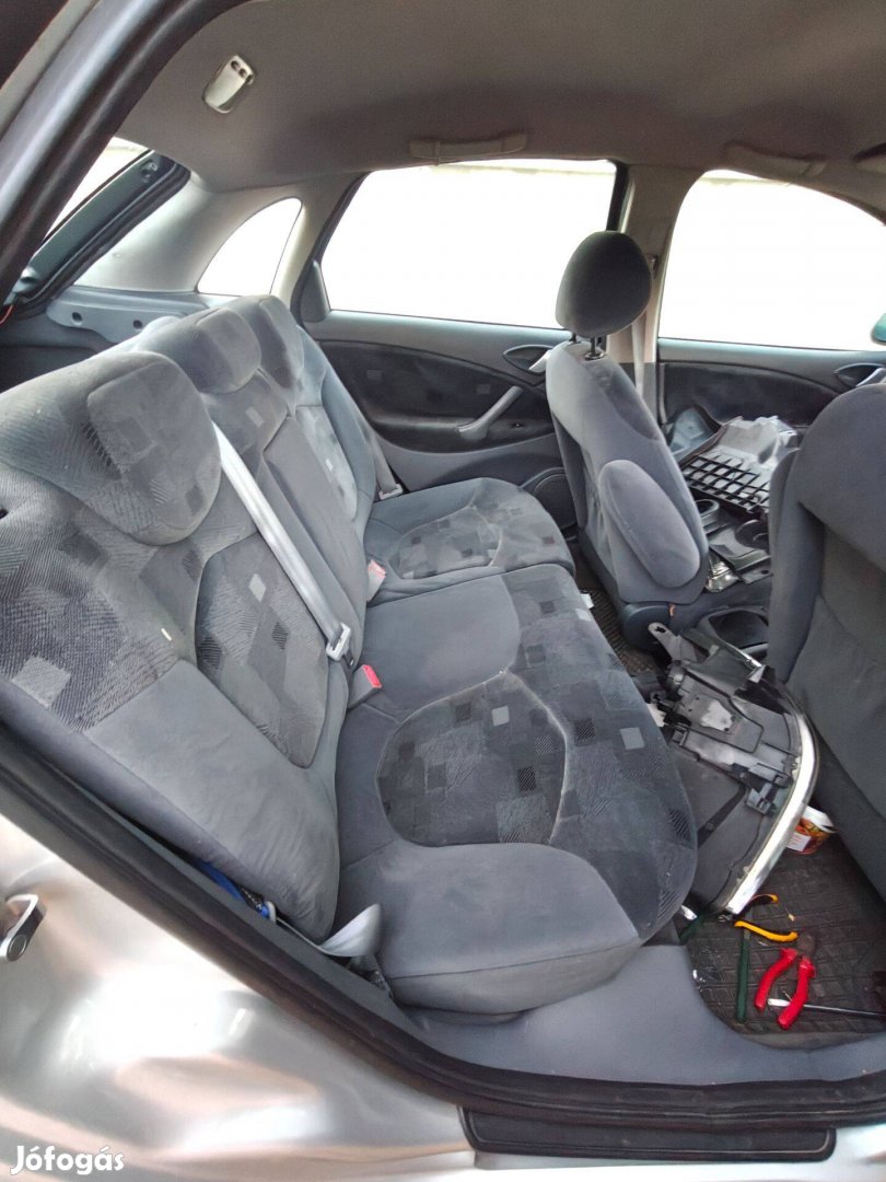Citroen c5 1 kárpit ülés szett. Elől ülés fűtéssel