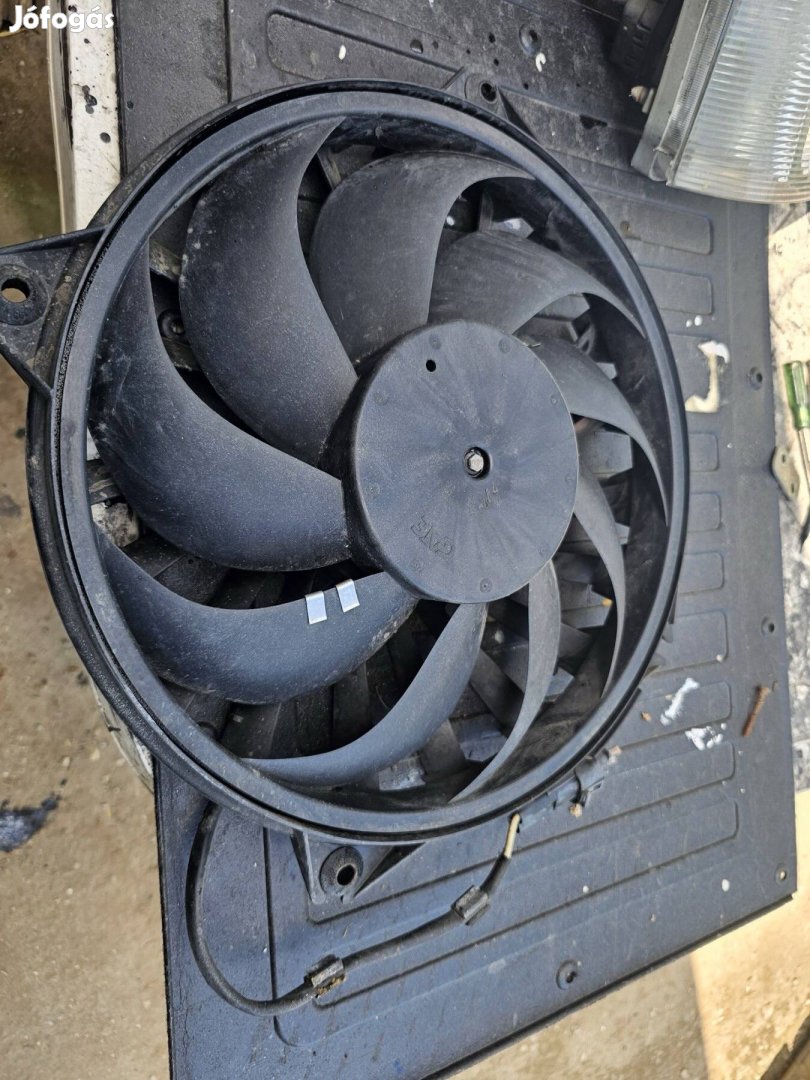 Citroen c5 hütöventilátor 12000