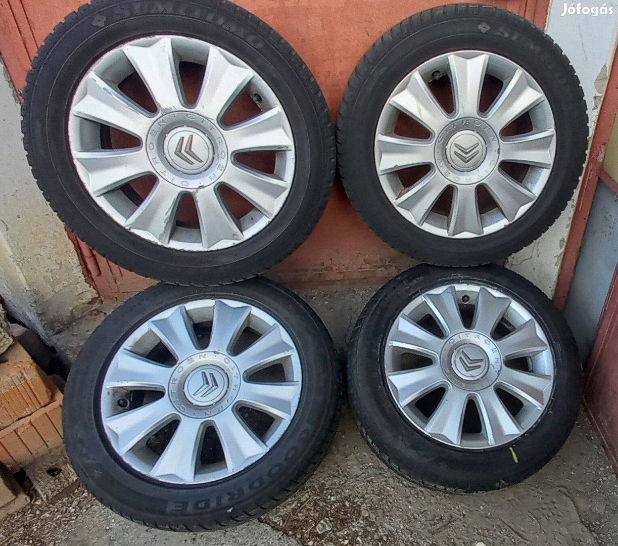 Citroen gyári 16 alufelni + 205/55 R16 téli