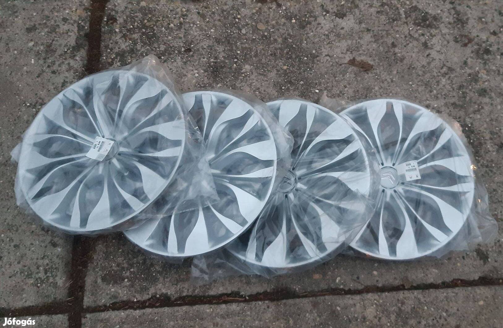 Citroen gyári dísztárcsa szett 16"