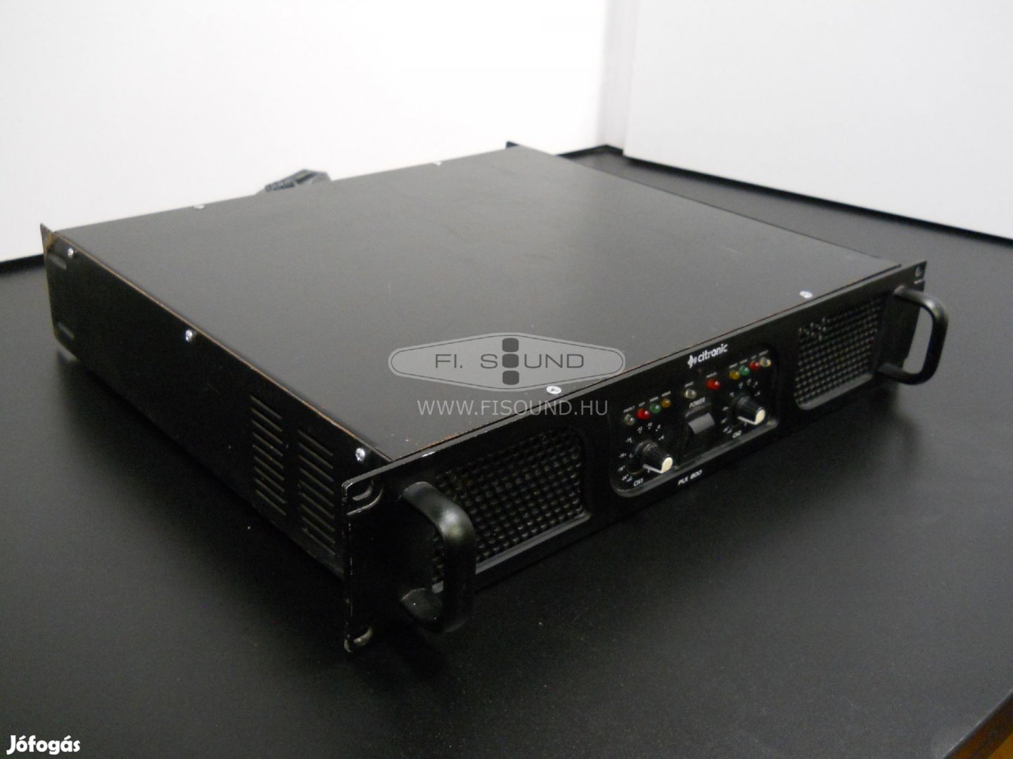 Citronic PLX 800 ,2x800W,4-16ohm,sztereo végfok erősítő