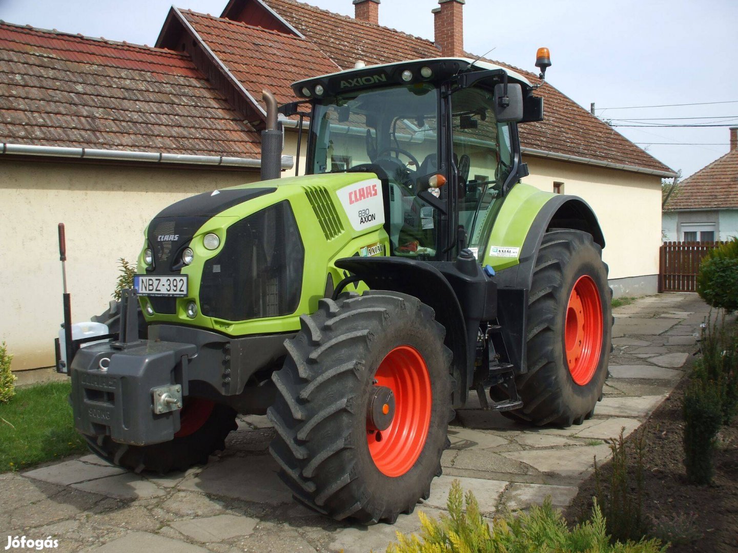 Claas Axion 830