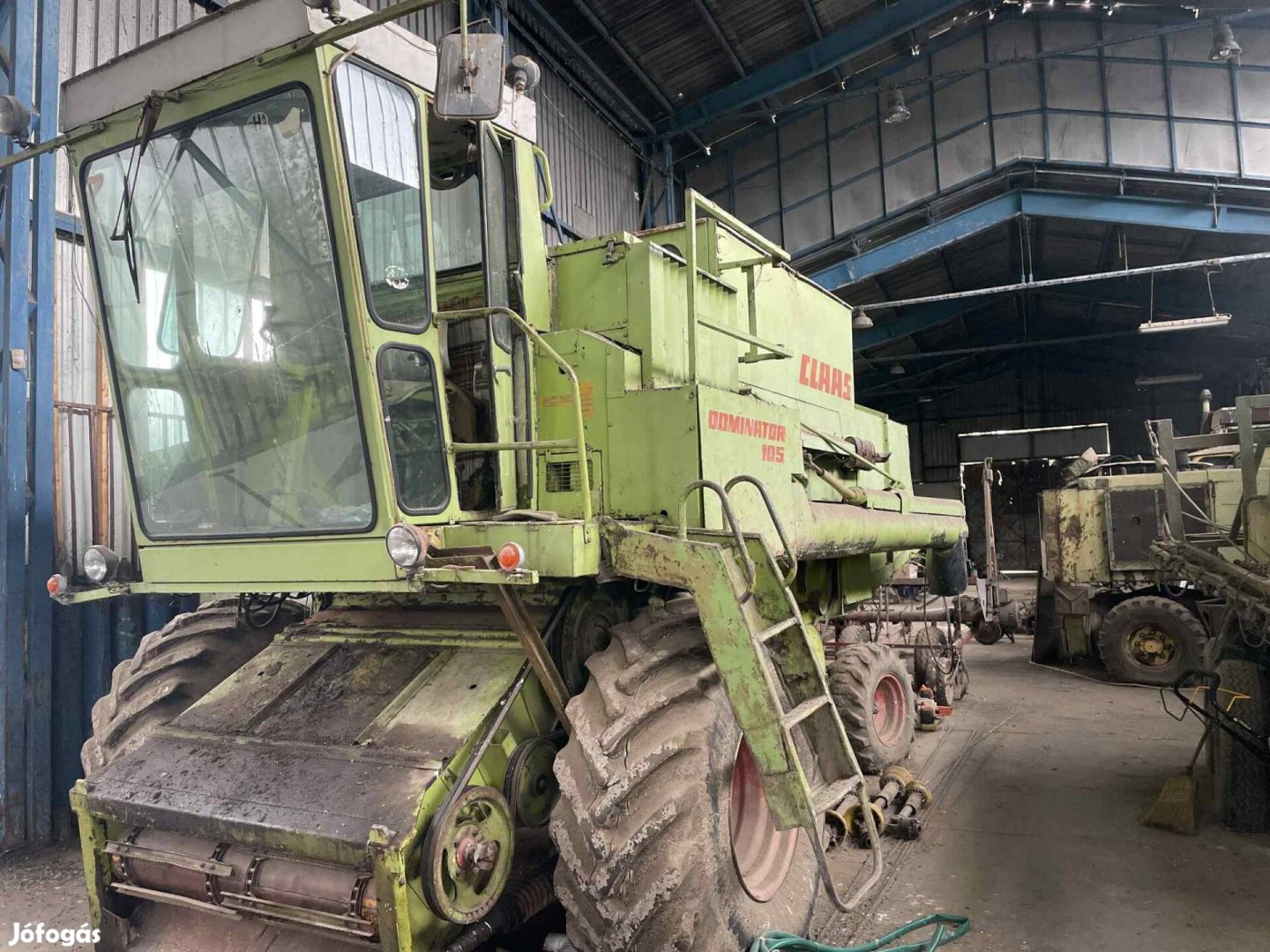 Claas Dominator 105