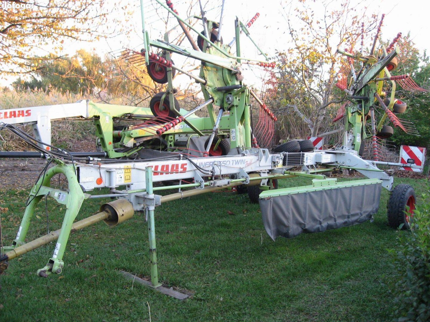 Claas Liner 1550 Twin rendképző