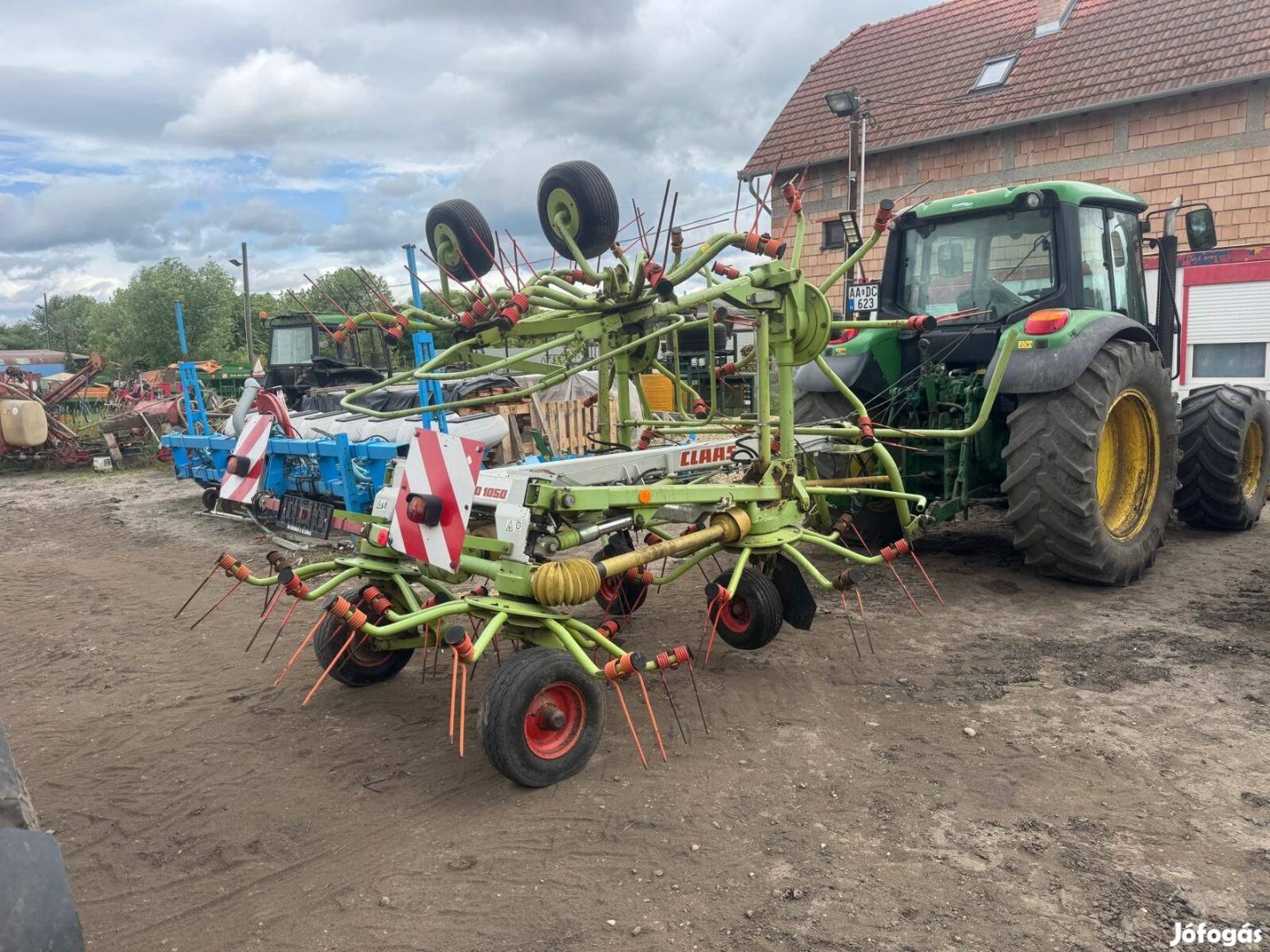 Claas Volto 1050 , 10,5 méteres Rendterítő , Rendkezelő