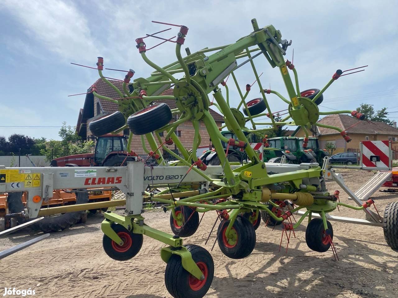 Claas Volto 1320 T Rendterítő , Rendkezelő