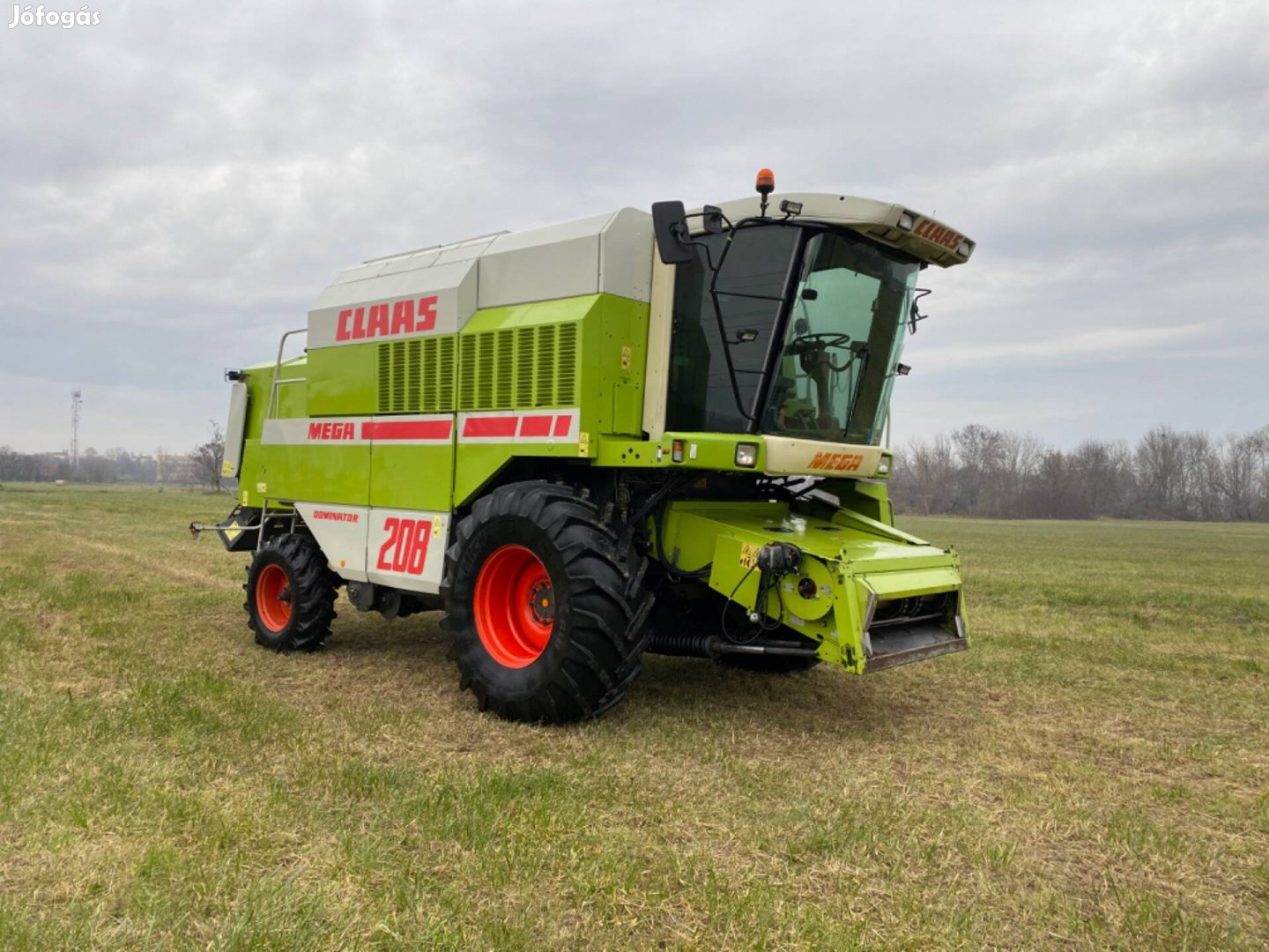 Claas mega 208