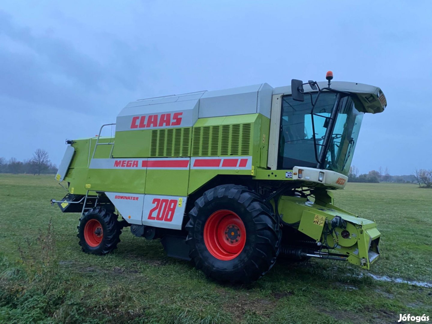 Claas mega 208