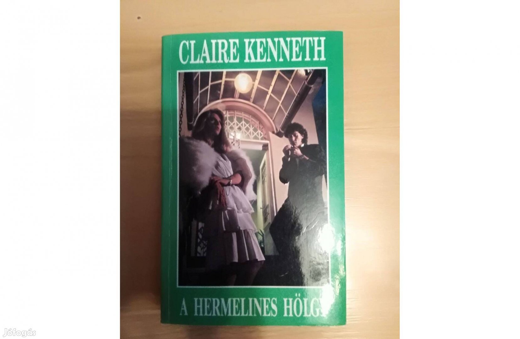 Claire Kenneth: A hermelines hölgy