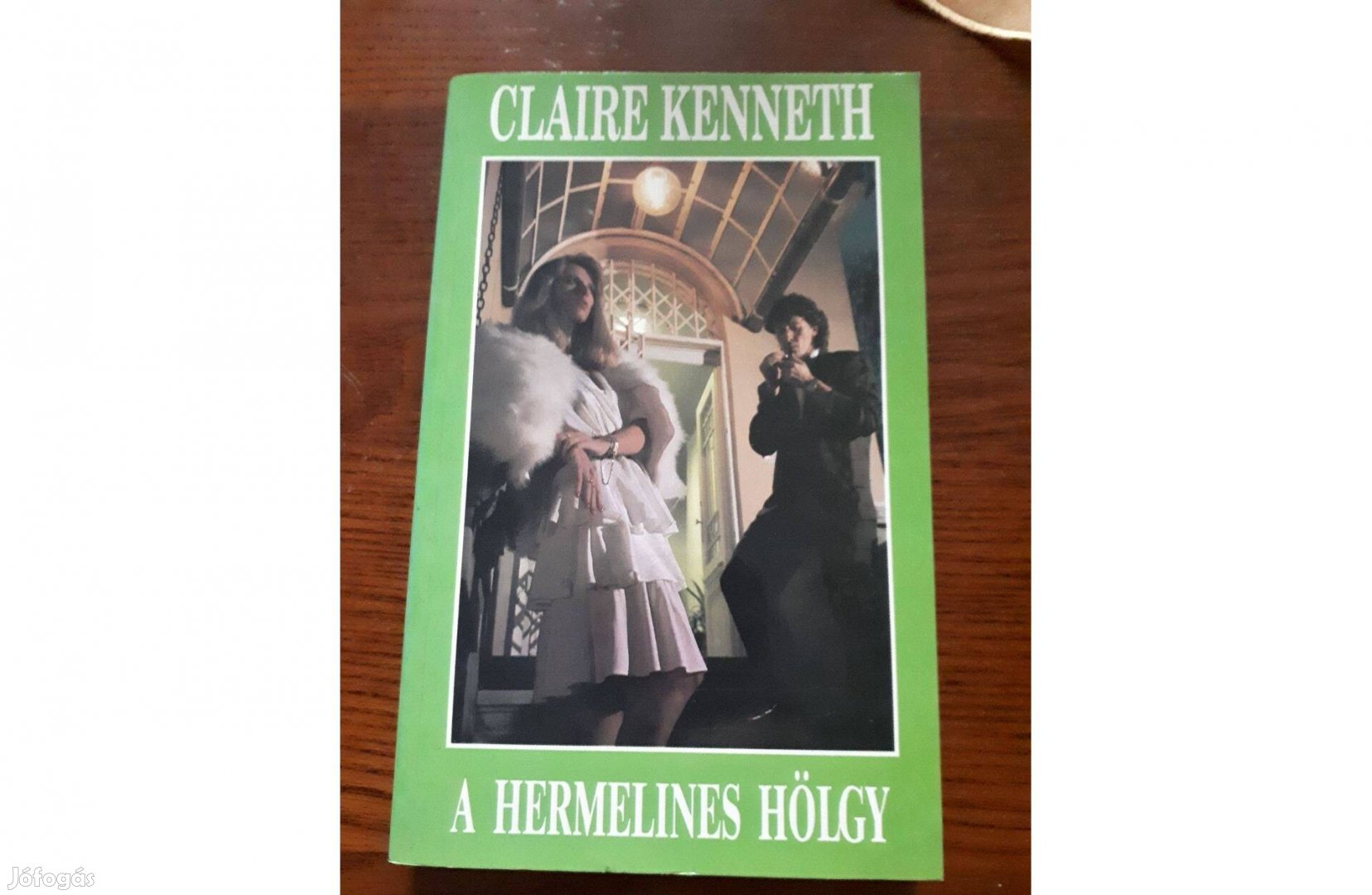Claire Kenneth - A Hermelines Hölgy könyv, regény, alig használt