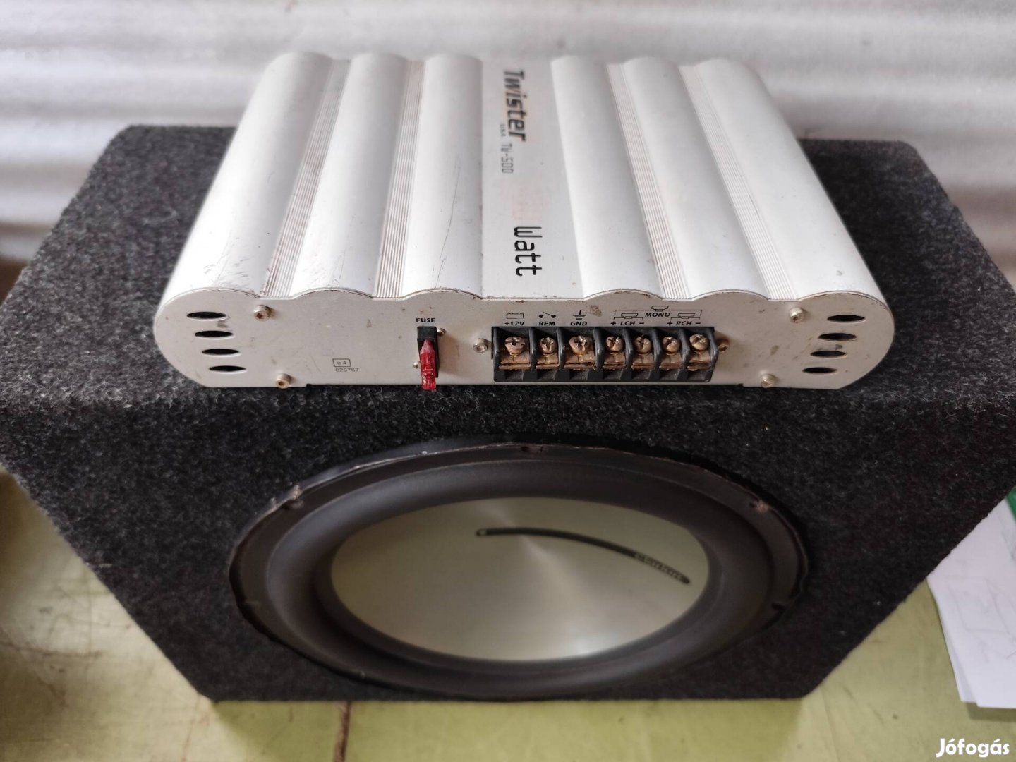 Clarion 30 cm mélynyomó, zárt mélyláda 750 watt