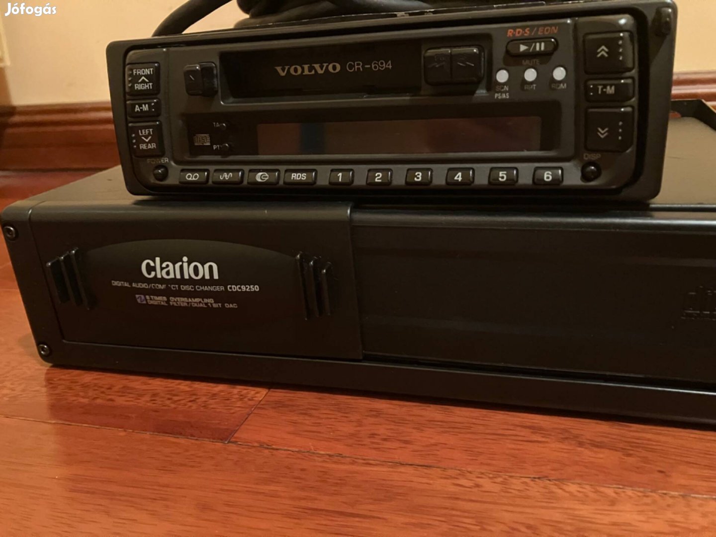 Clarion Crx87R (Volvo CR-694) retró kazettás autórádió CD váltóval