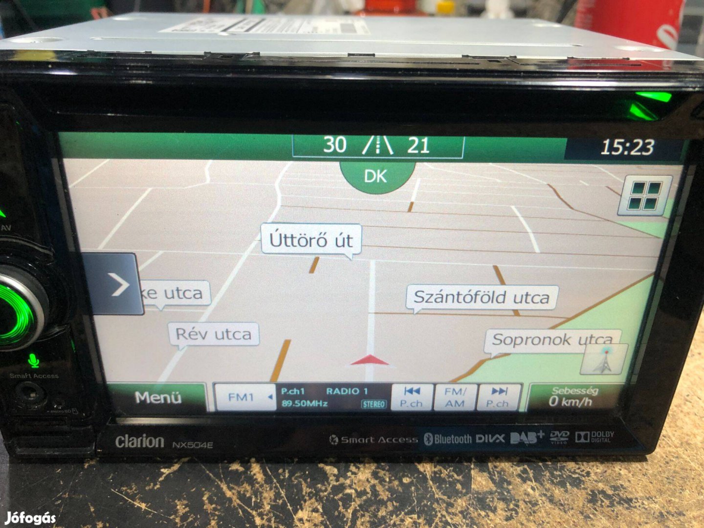 Clarion NX504E navigációs multimédia eladó