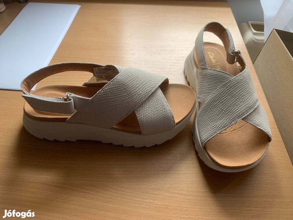 Clarks Bőr női szandál Dashlite Wish krém szín 37 Új!