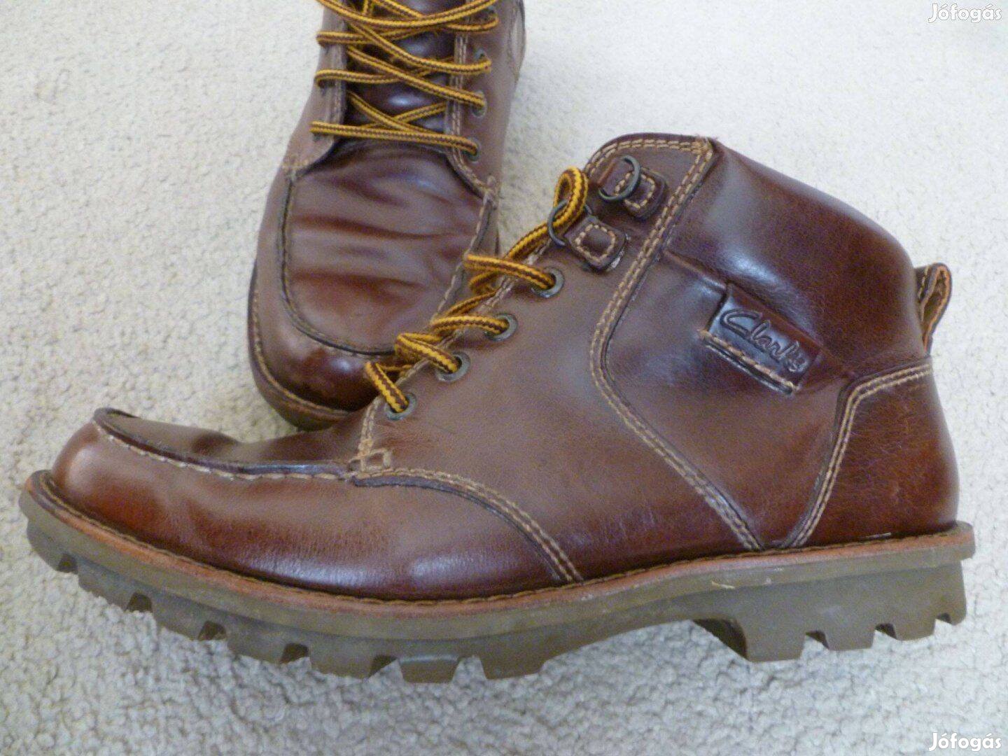 Clarks bakancs