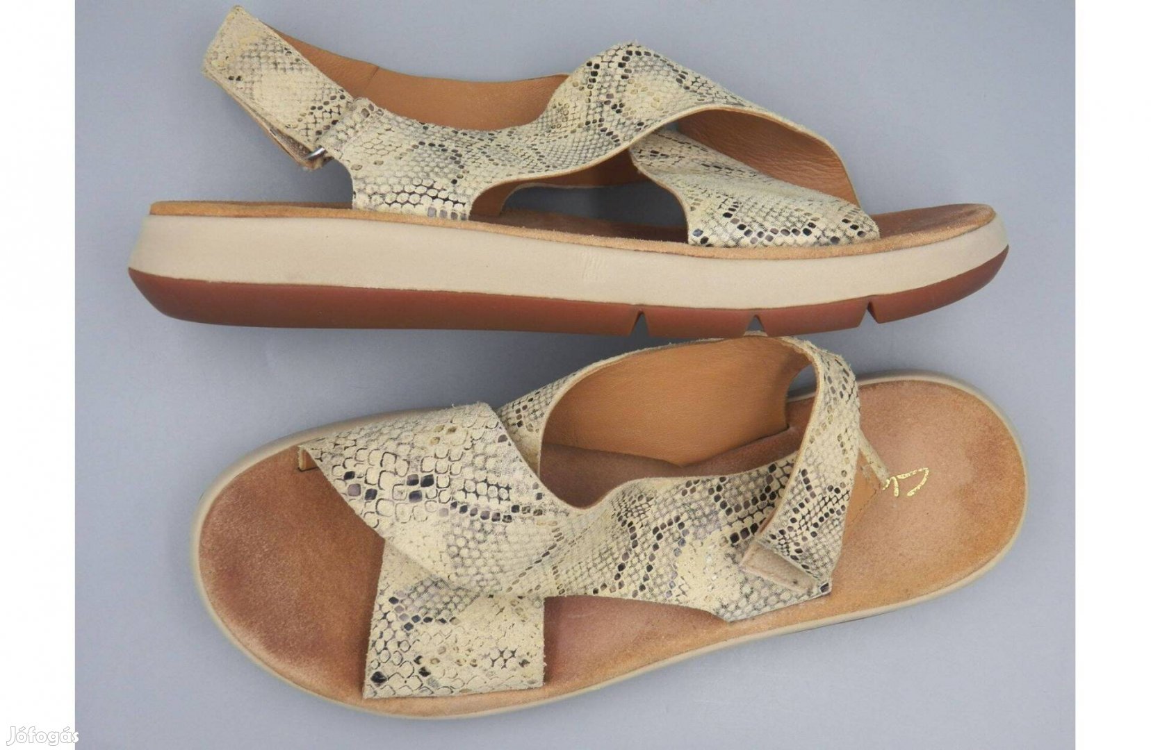 Clarks kívül-belül bőr szandál, 40 -es