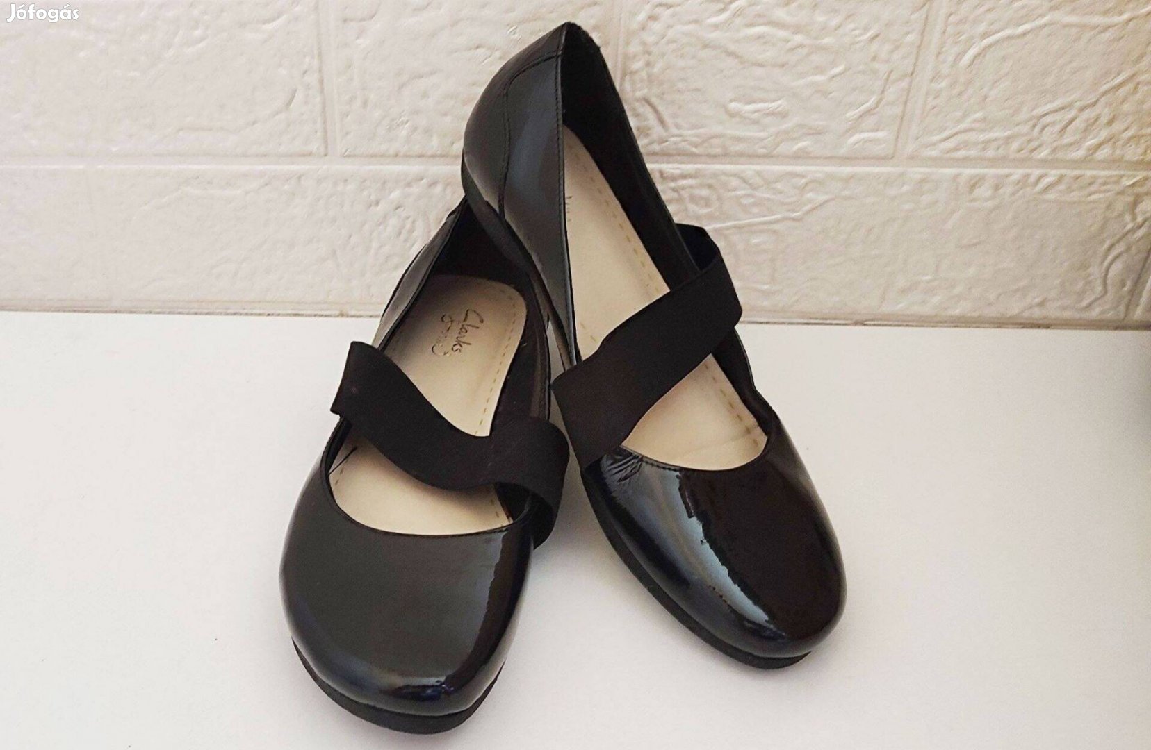 Clarks lakkbőr, pántos, női cipő 37-37.5-es