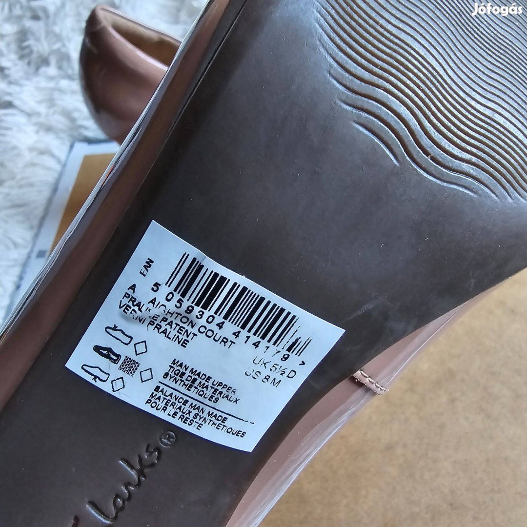Clarks nöi magassarku cipö új cimkés 39 es méret